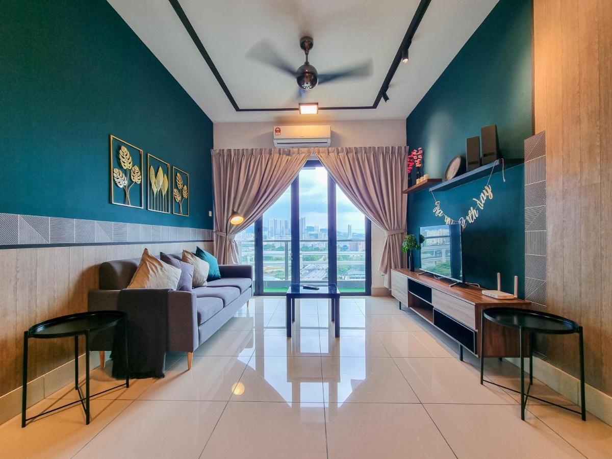 Kl One Residence By Nest Home Infinity Pool & Kl Skyline — Photos 2